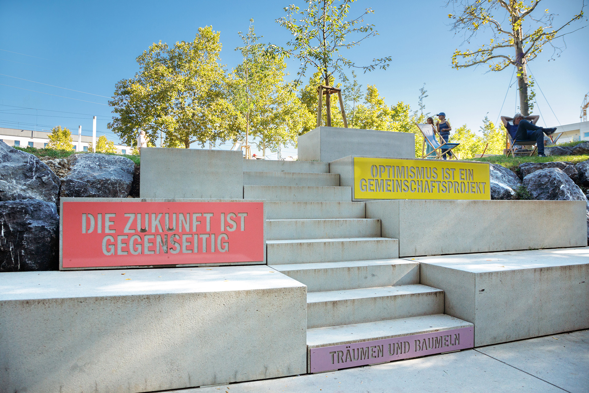Ein Liebesbrief an oeffentliche Gruenflaechen, permanent public sculpture installation, Ravensburg, 2025