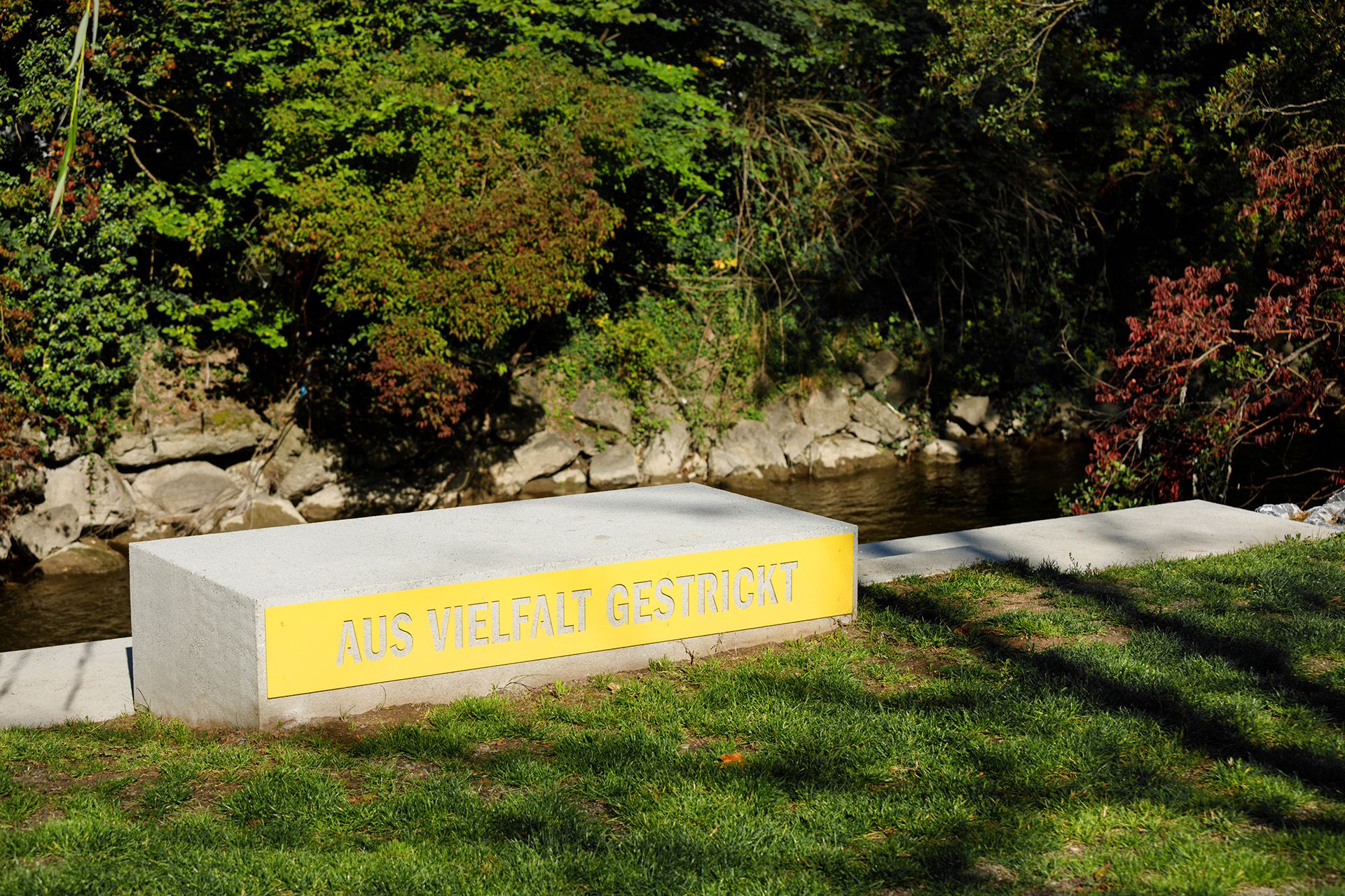 Ein Liebesbrief an oeffentliche Gruenflaechen, permanent public sculpture installation, Ravensburg, 2025